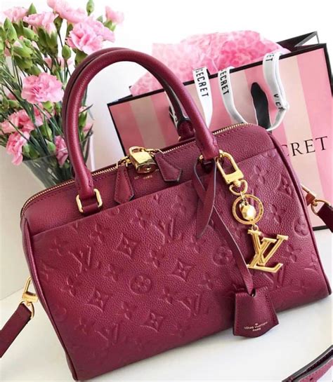 Where to find replica handbags etc in Chengdu 